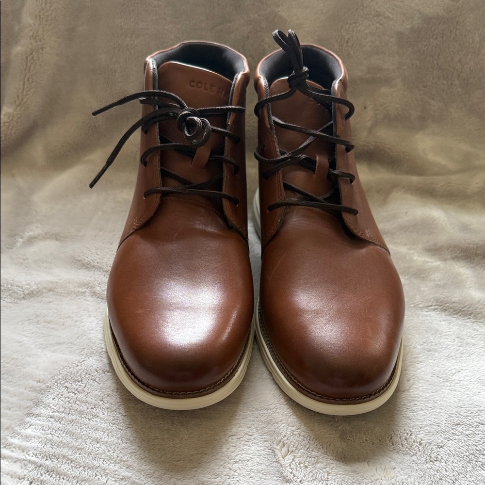 Cole Haan Men's Tan Leather Chukka Boots